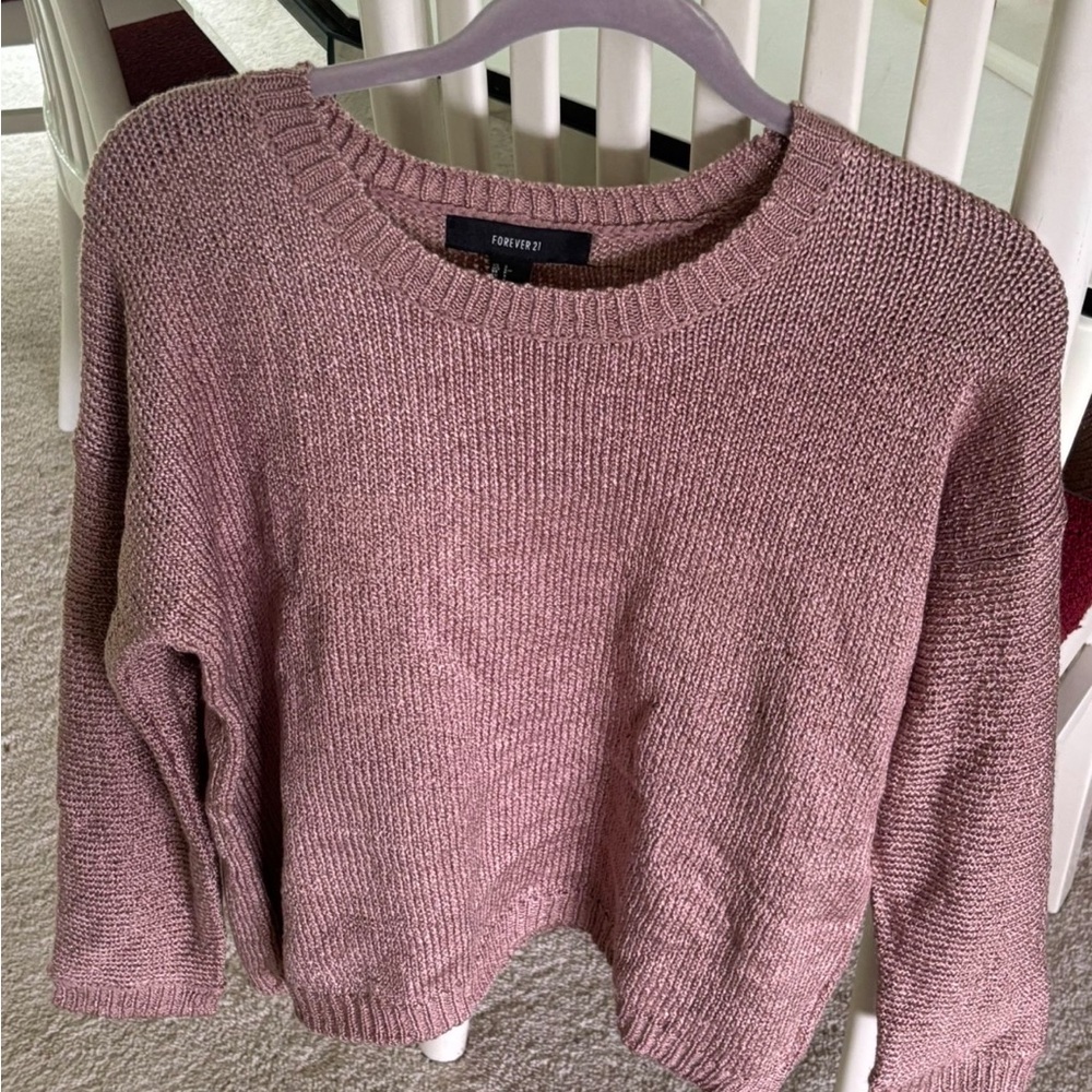 Forever 21 Pink Crew Neck Sweater with Ribbed Texture